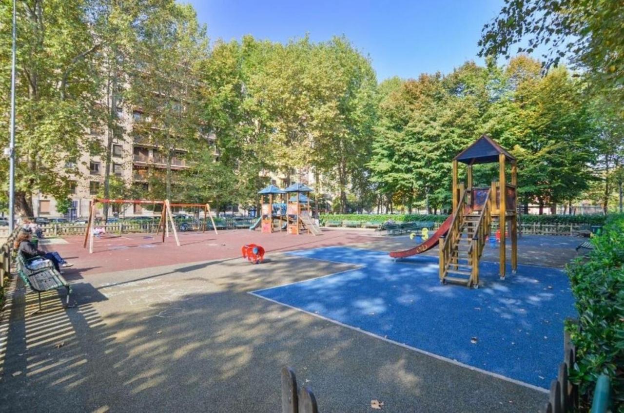 Bacone Liberty Olimpia Lägenhet Milano Exteriör bild