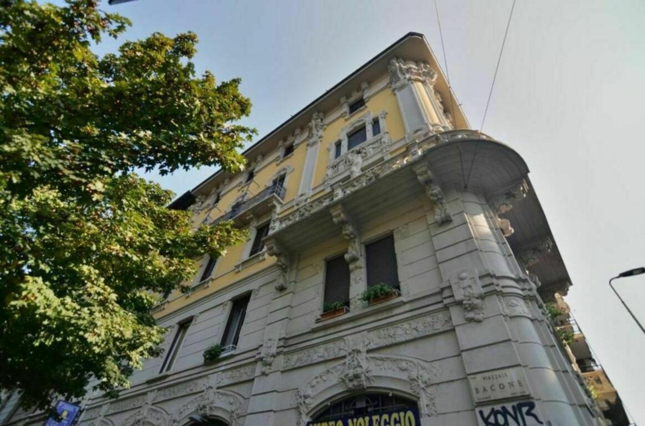 Bacone Liberty Olimpia Lägenhet Milano Exteriör bild