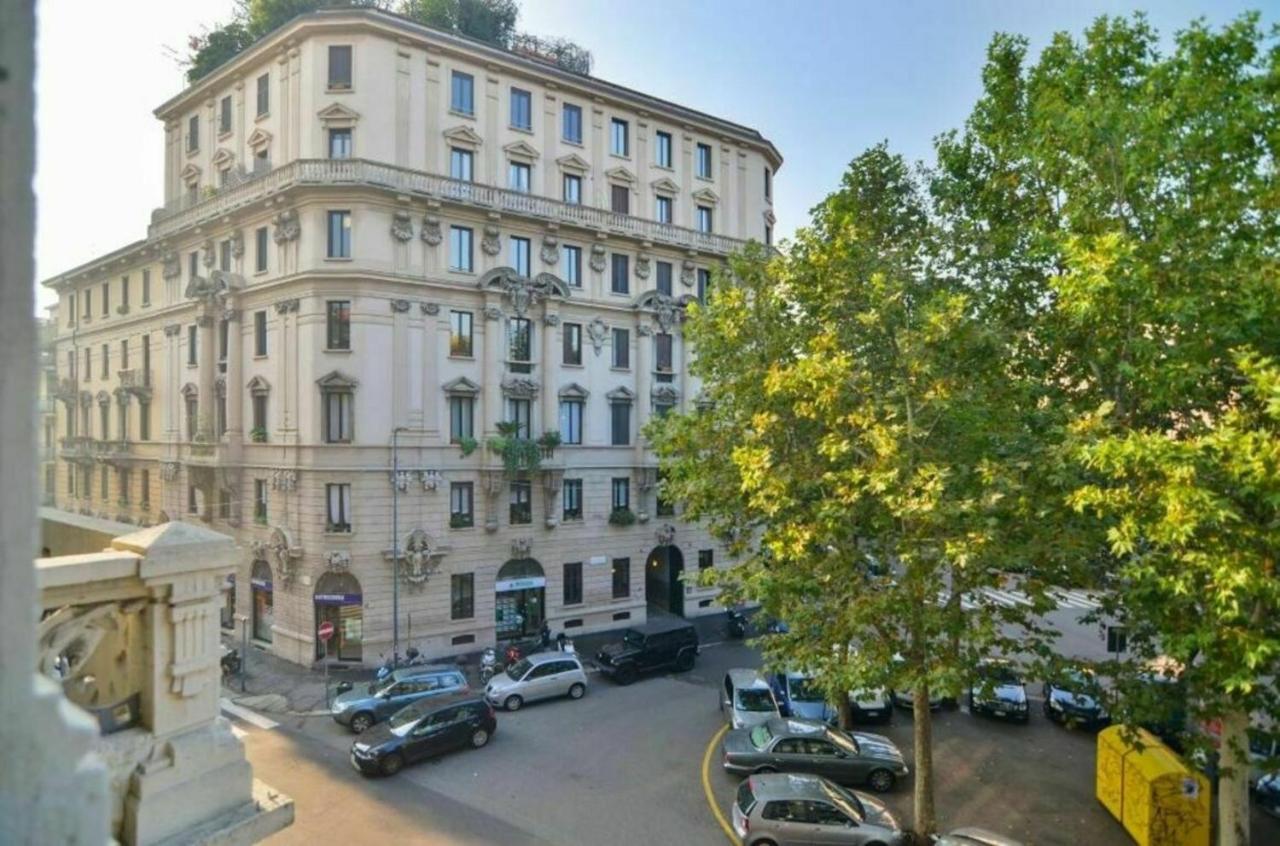 Bacone Liberty Olimpia Lägenhet Milano Exteriör bild